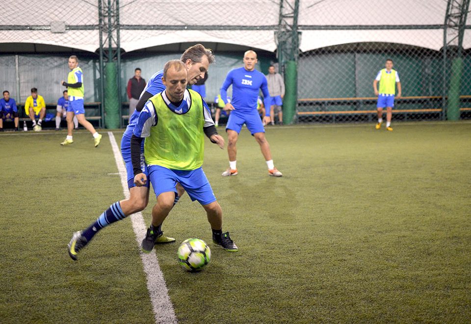 ibm, quin romania,fotbal brasov