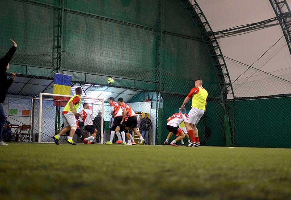 miele, vodafone, teren de fotbal