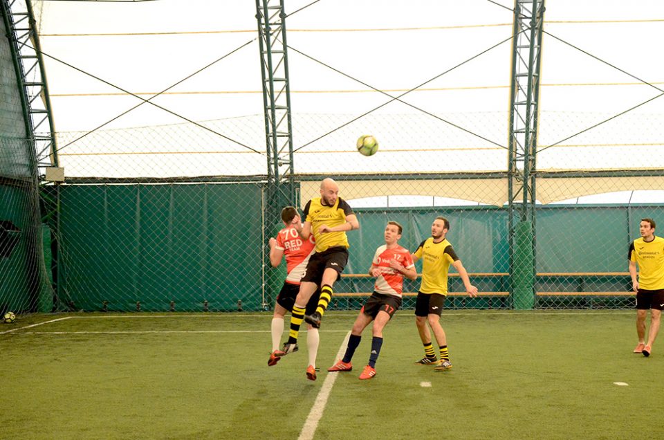 continental, vodafone, teren de fotbal