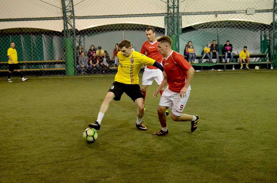 Miele, Telekom, teren fotbal