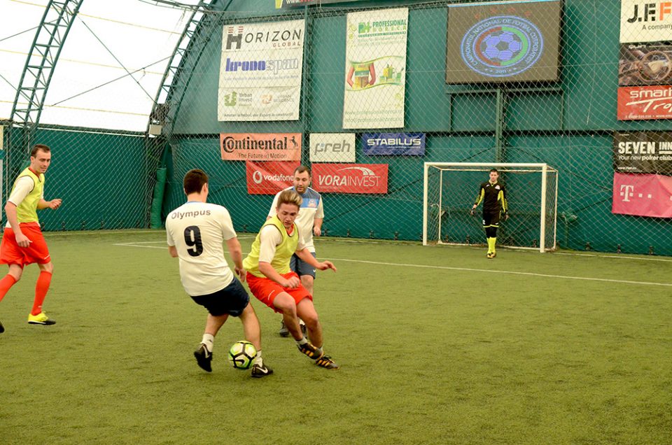 olympus, miele, teren fotbal