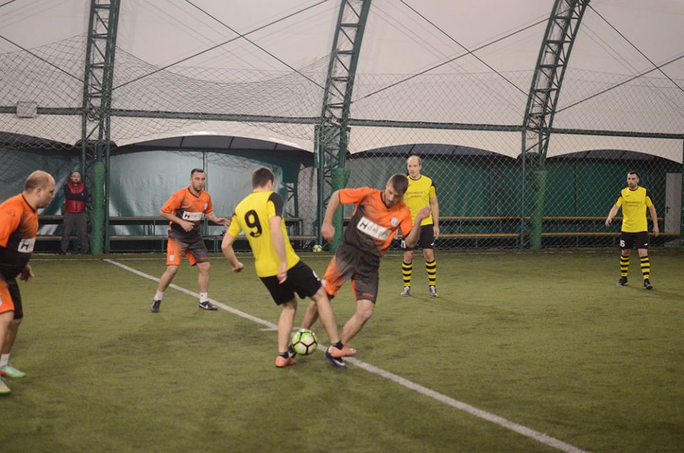 continental, horizon global, teren fotbal brasov