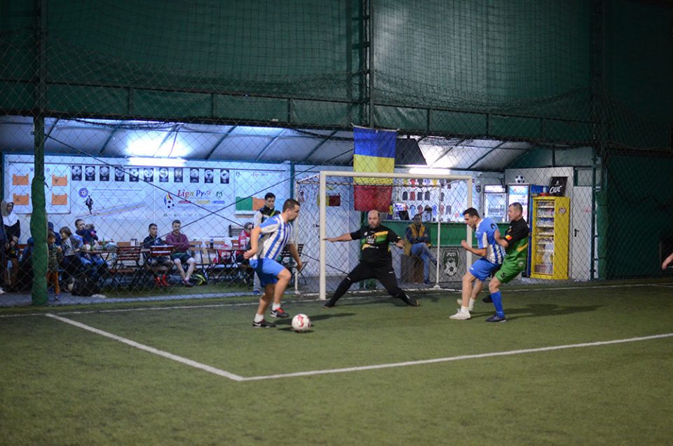 Urban Invest, Joysonquin, teren fotbal brasov